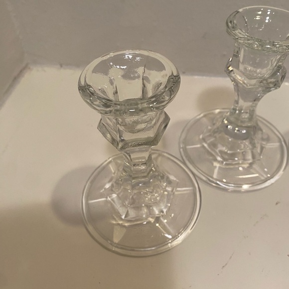 Vintage Clear 4.25” Glass Candlesticks- Set of 4 - Picture 4 of 10